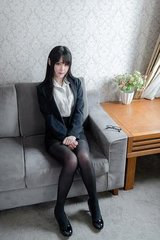 新加坡滨海湾举行灯光秀炫彩夺目